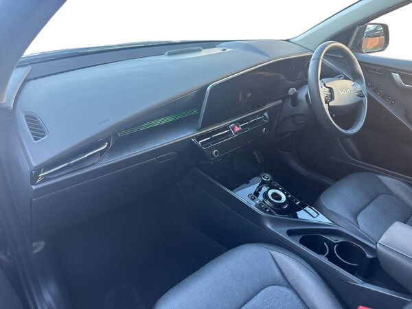 Used Kia Niro 2023 for sale - 75657944: Photo 2