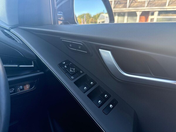 Used Kia Niro 2023 for sale - 75657944: Photo 35