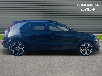Used Kia Niro 2023 for sale - 75657944: Photo 4