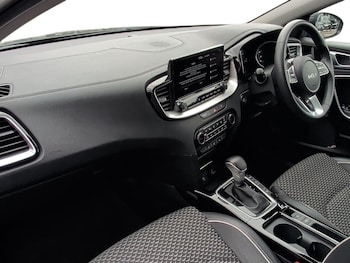 Used Kia Ceed 2025 for sale - 78034755: Photo