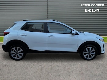 Used Kia Stonic 2025 for sale - 77478567: Photo