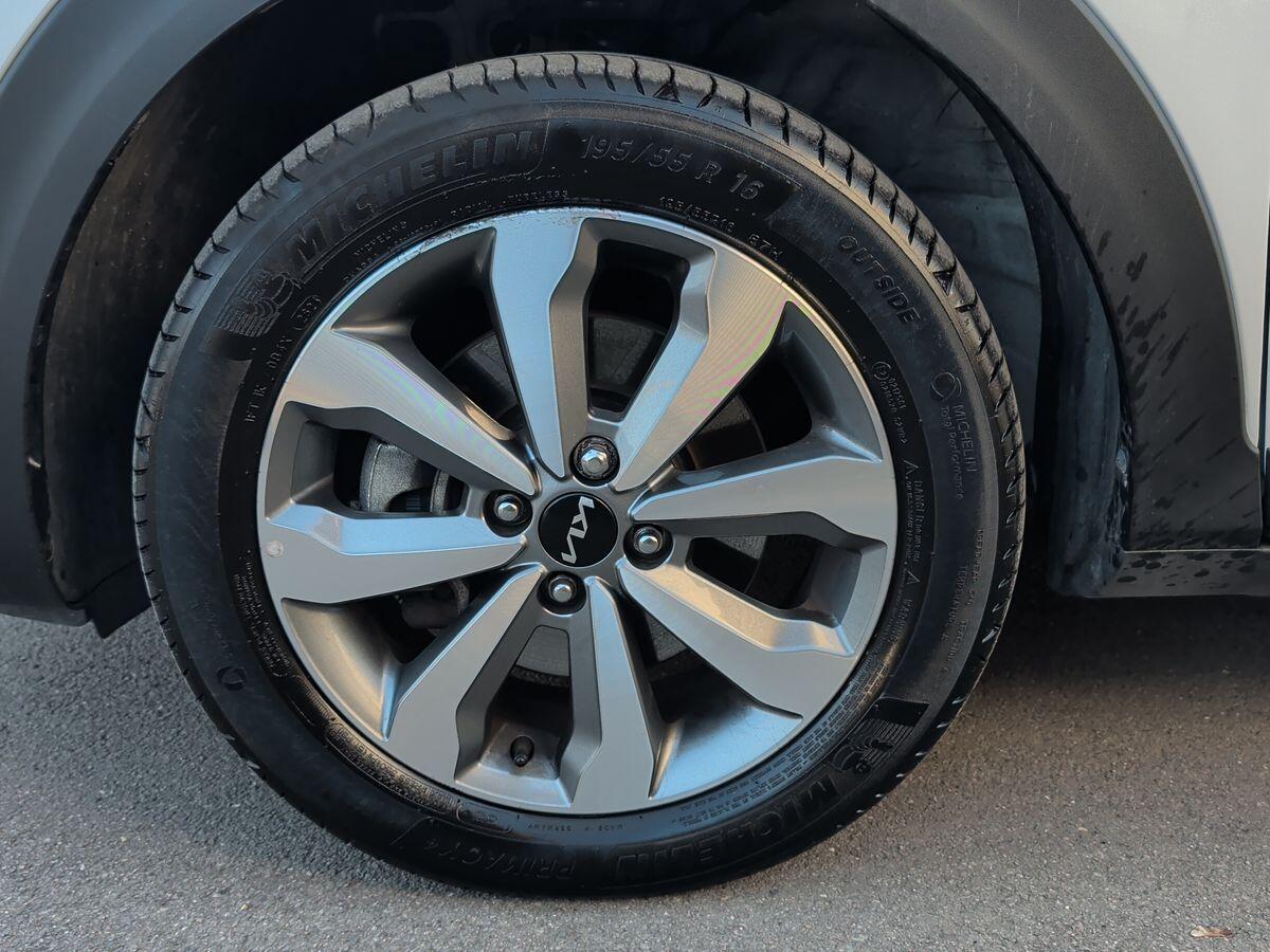 Used Kia Stonic 2025 for sale - 77478567: Photo 5