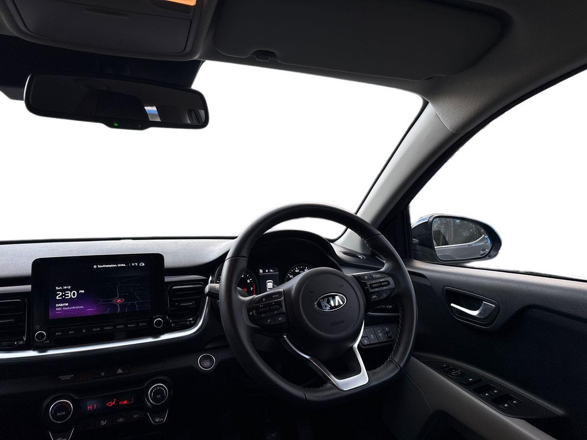Used Kia Stonic 2021 for sale - 76936693: Photo 13