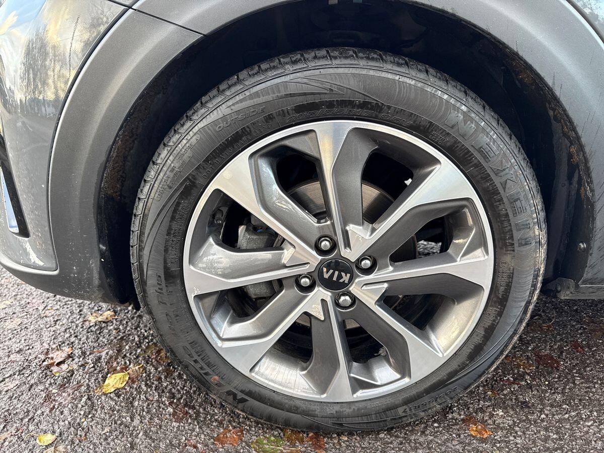 Used Kia Stonic 2021 for sale - 76936693: Photo 5