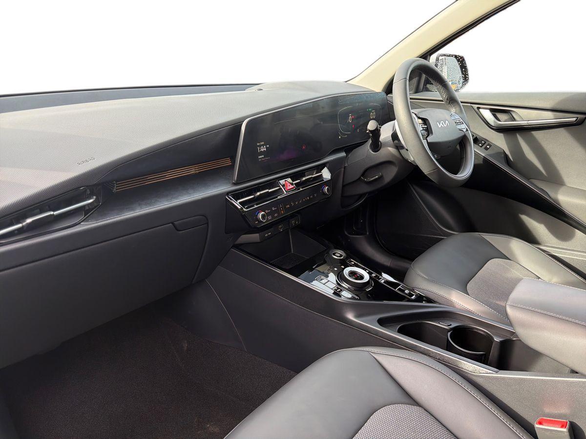 Used Kia Niro for sale - 78136093: Photo 2