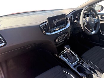 Used Kia Ceed 2025 for sale - 78185304: Photo