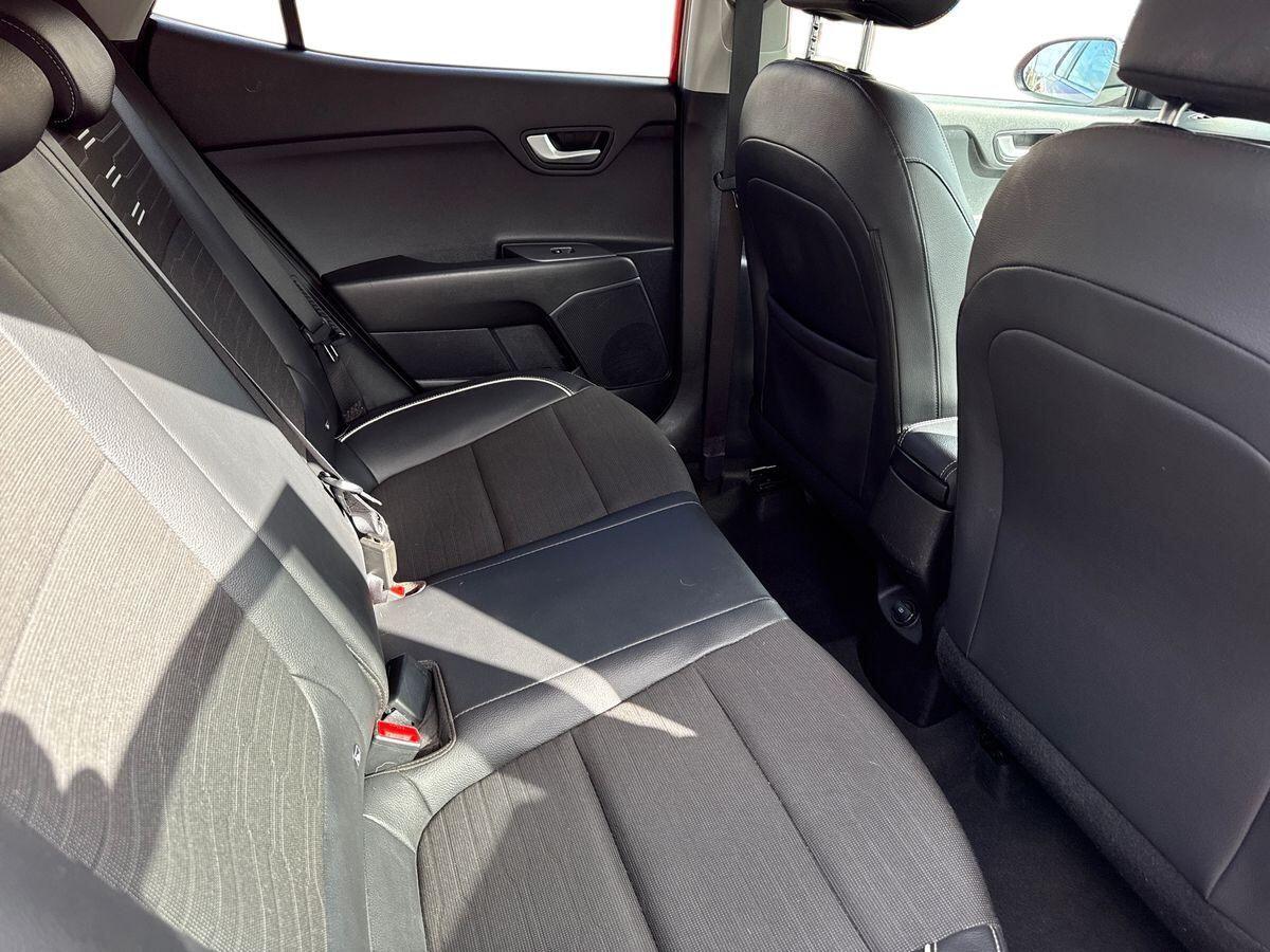 Used Kia Stonic for sale - 76094538: Photo 10