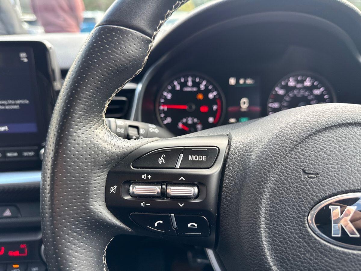 Used Kia Stonic for sale - 76094538: Photo 17