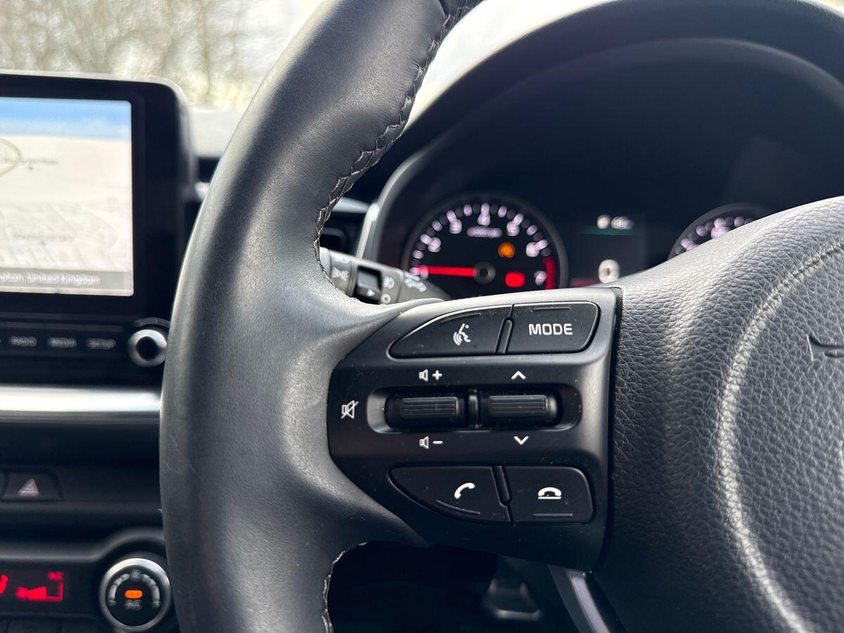 Used Kia Stonic for sale - 77824780: Photo 14