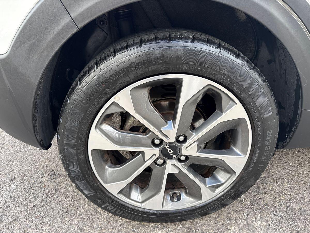 Used Kia Stonic for sale - 77824780: Photo 25