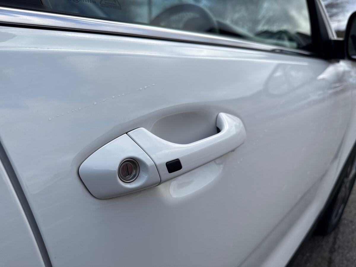 Used Kia Stonic for sale - 77824780: Photo 28