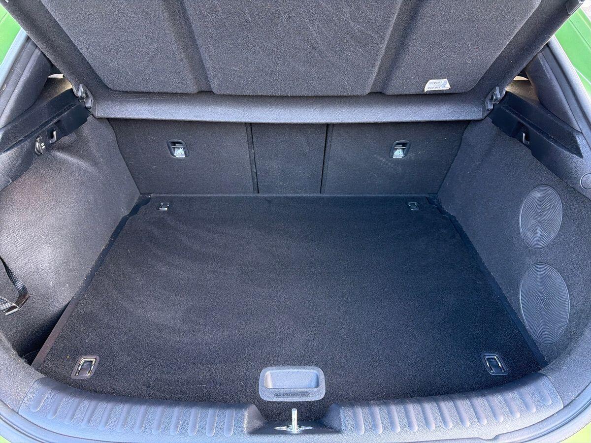 Used Kia XCeed 2023 for sale - 76108779: Photo 11