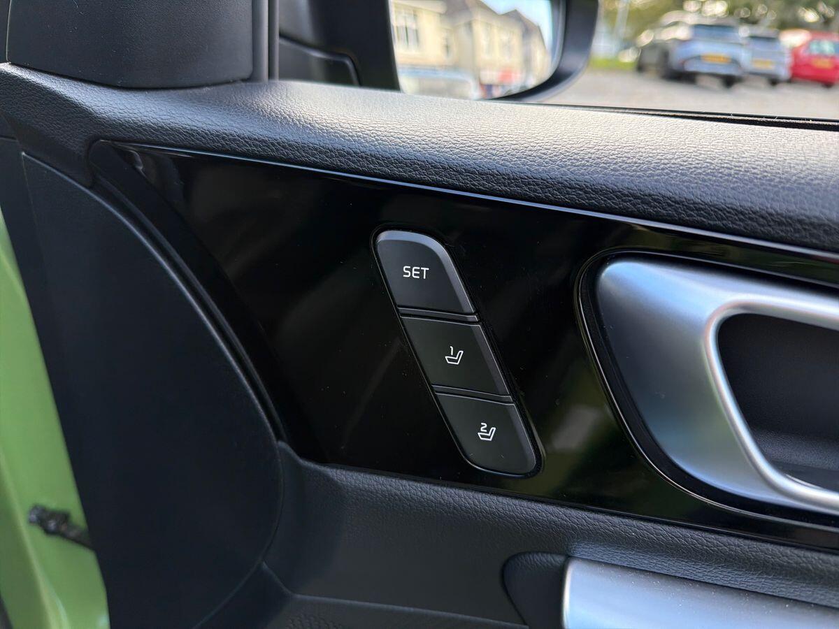 Used Kia XCeed 2023 for sale - 76108779: Photo 34