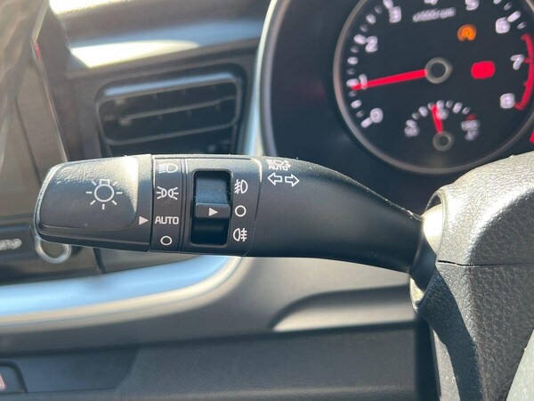 Used Kia Stonic 2023 for sale - 75677458: Photo 34