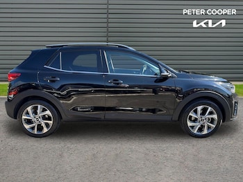 Used Kia Stonic 2023 for sale - 78898077: Photo