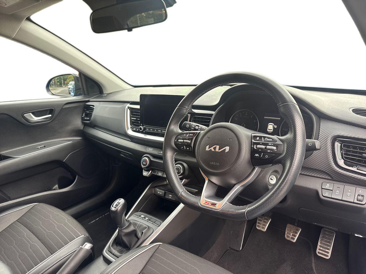 Used Kia Stonic 2023 for sale - 76121632: Photo 6