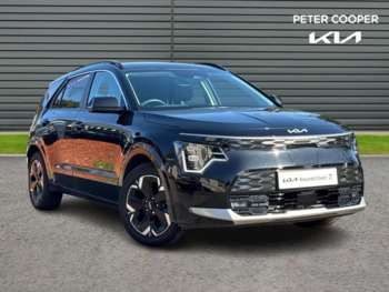 2023 (72) - 64.8 kWh 3 5-Door