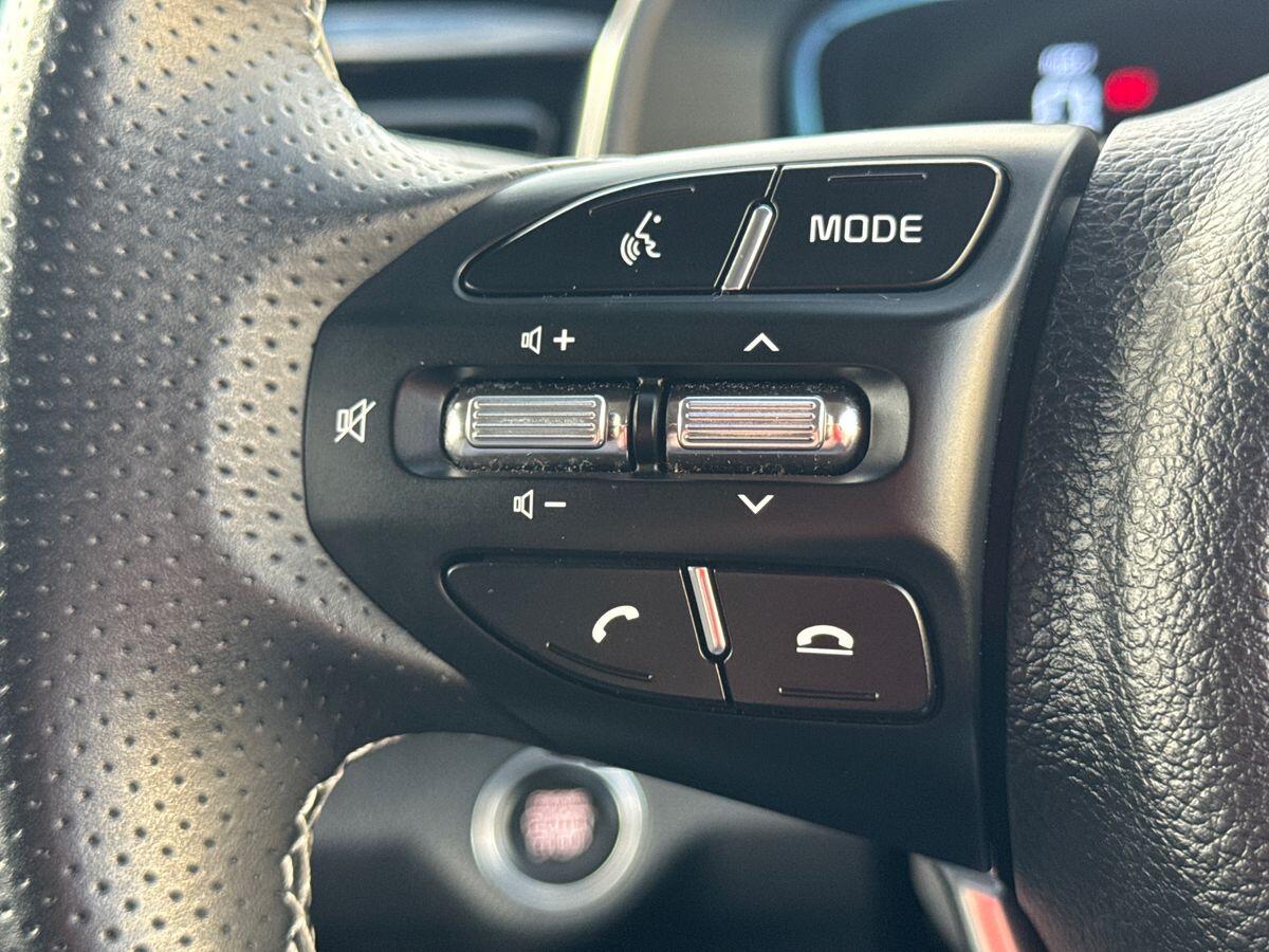 Used Kia Stonic 2024 for sale - 76633662: Photo 14