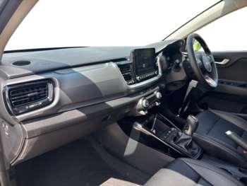 Used Kia Stonic 2024 for sale - 74799716: Photo