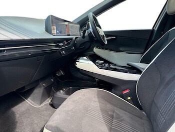 Used Kia EV6 2023 for sale - 78115283: Photo