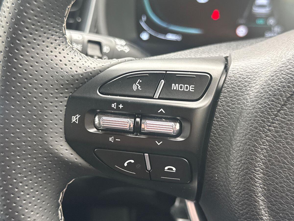 Used Kia Stonic 2025 for sale - 76012131: Photo 14