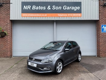 Used Volkswagen Polo 2015 for sale - 75663075: Photo