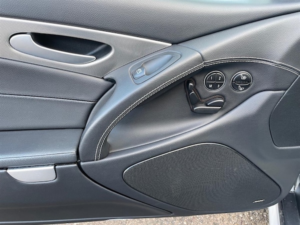 Used Mercedes-Benz SL 2008 for sale - 75569977: Photo 12