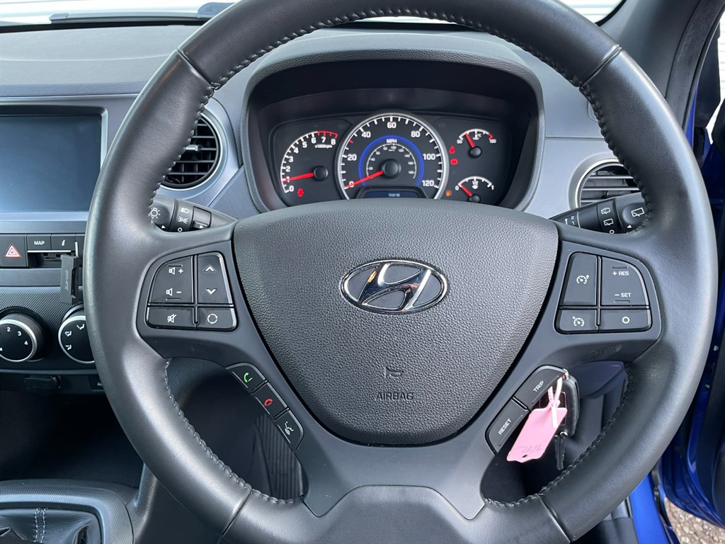 Used Hyundai i10 2018 for sale - 77718312: Photo 14