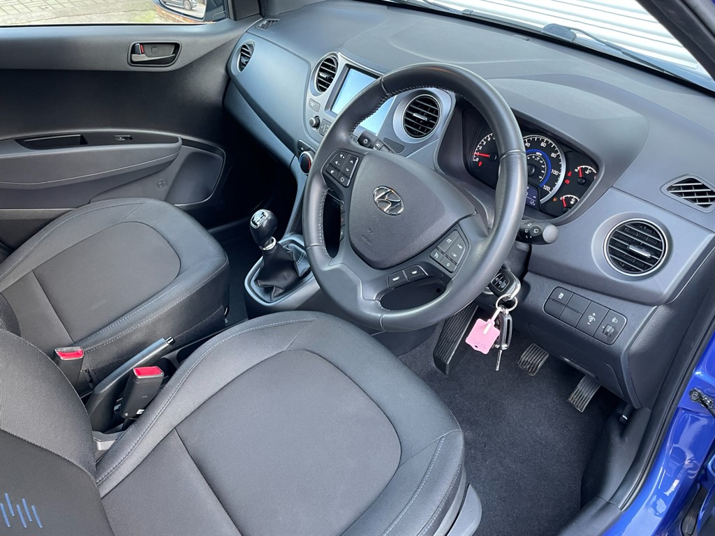 Used Hyundai i10 2018 for sale - 77718312: Photo 6