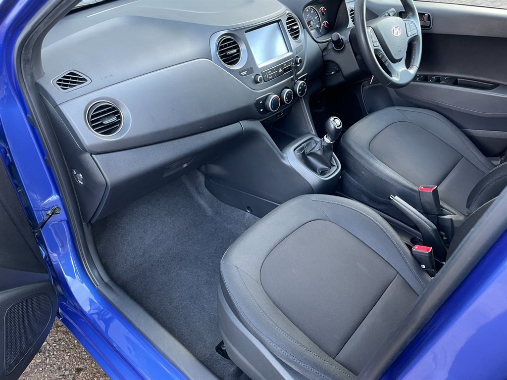 Used Hyundai i10 2018 for sale - 77718312: Photo 7