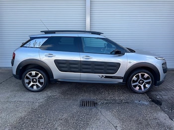 Used Citroen C4 Cactus 2016 for sale - 76034068: Photo