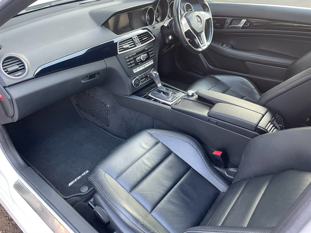 Used Mercedes-Benz C Class 2014 for sale - 77988833: Photo 7