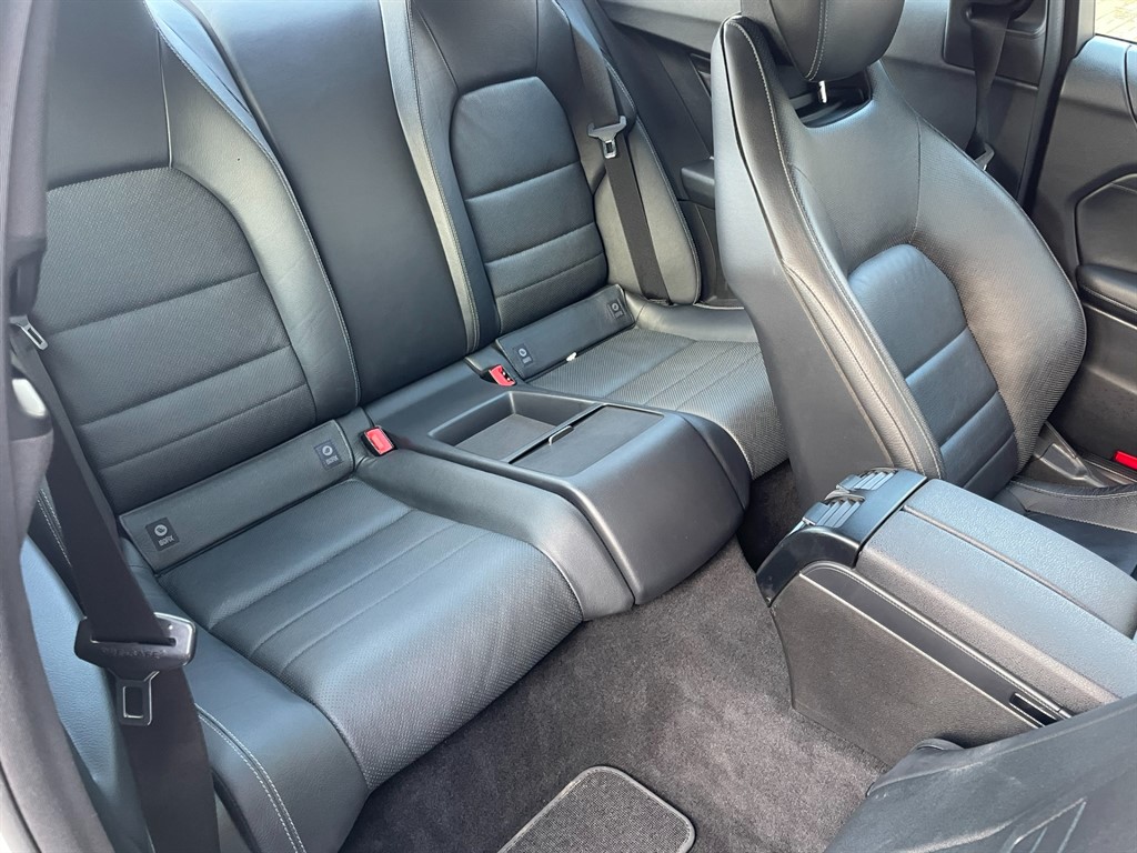 Used Mercedes-Benz C Class 2014 for sale - 77988833: Photo 8