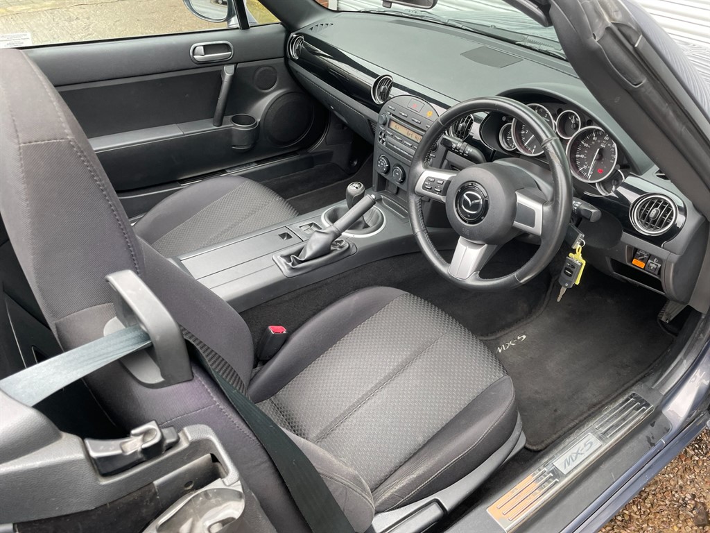 Used Mazda MX-5 2006 for sale - 77381290: Photo 6