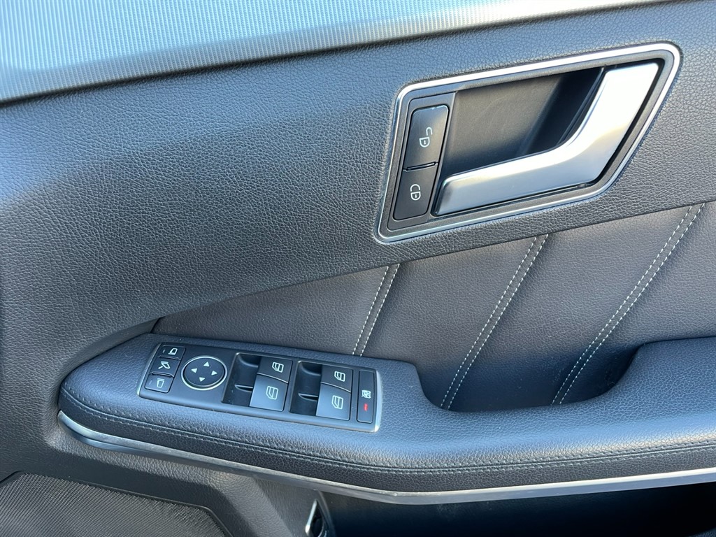 Used Mercedes-Benz E Class 2016 for sale - 78133736: Photo 11