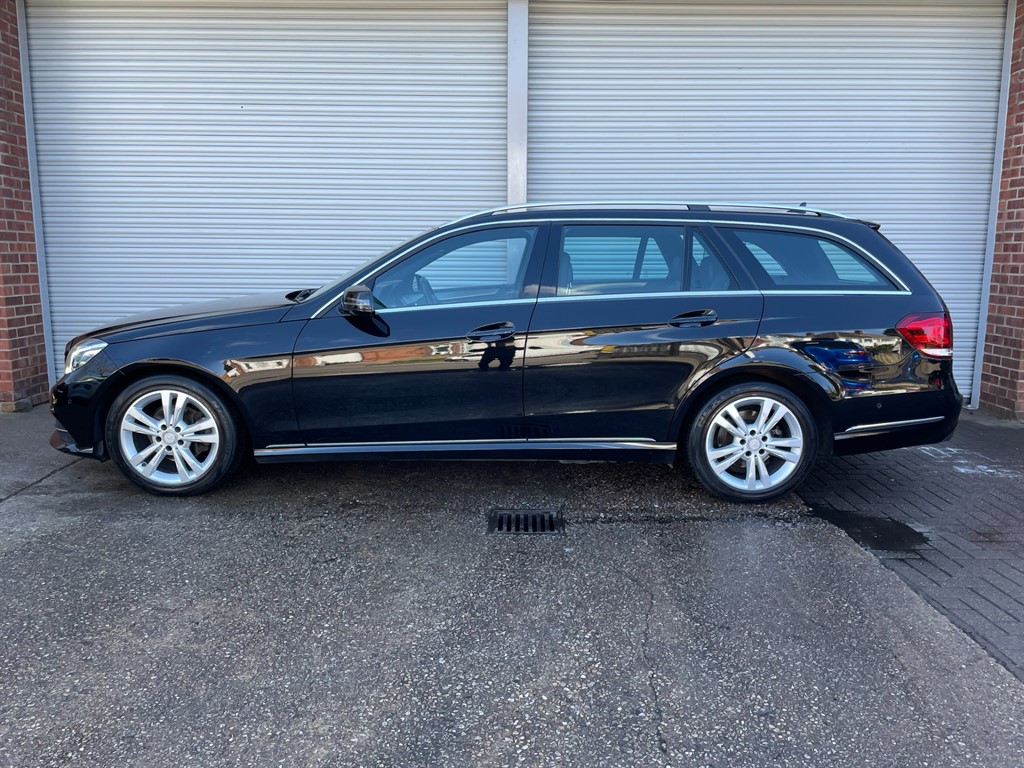 Used Mercedes-Benz E Class 2016 for sale - 78133736: Photo 4