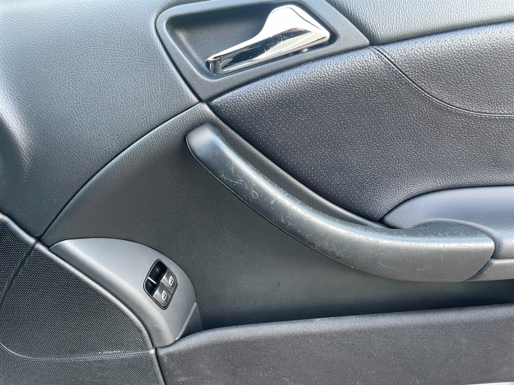 Used Mercedes-Benz CLC Class 2010 for sale - 77877938: Photo 11