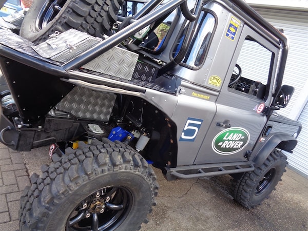 Used Land Rover Defender 90 1999 for sale - 75570513: Photo 9