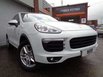 Used Porsche Cayenne 2015 for sale - 66256008: Photo