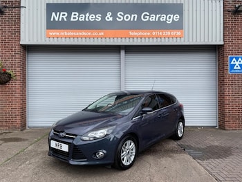 2012 - TITANIUM 5-Door