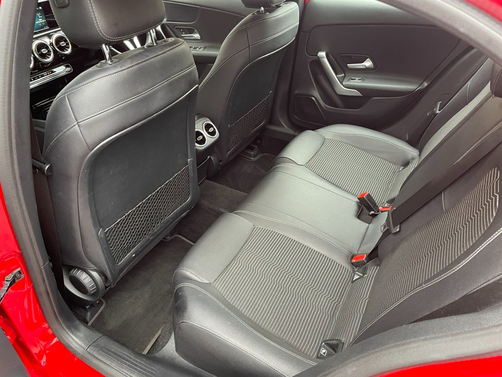 Used Mercedes-Benz A-Class 2019 for sale - 76563930: Photo 9