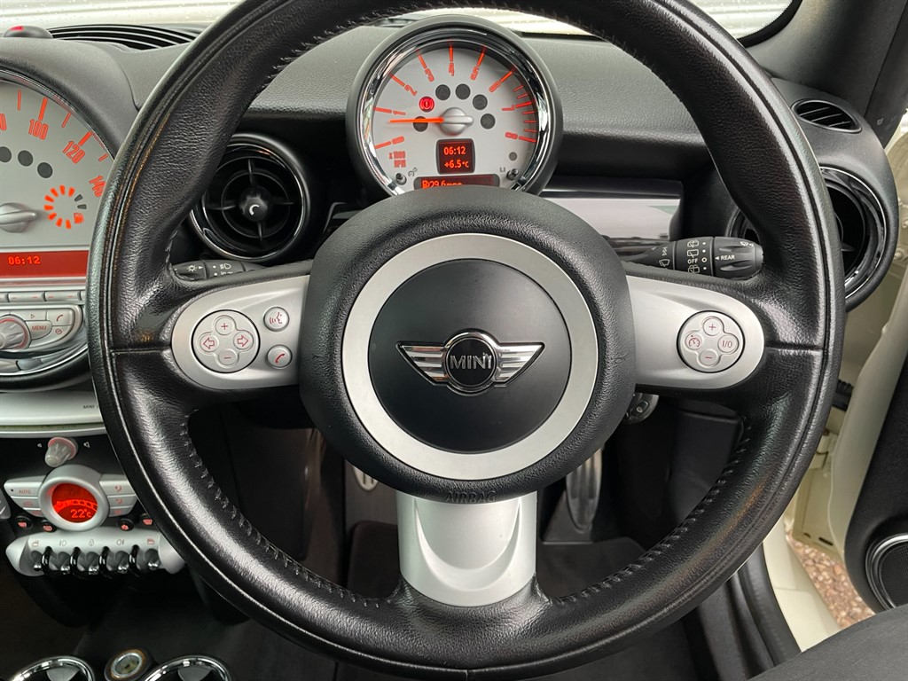 Used MINI Hatch 2010 for sale - 77545531: Photo 15
