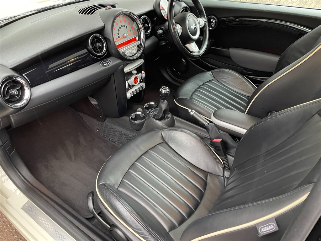 Used MINI Hatch 2010 for sale - 77545531: Photo 7