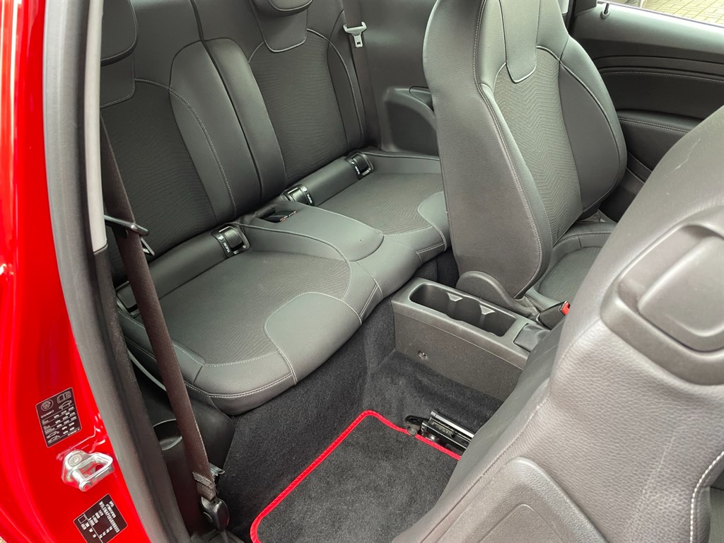 Used Vauxhall ADAM 2016 for sale - 77170794: Photo 8