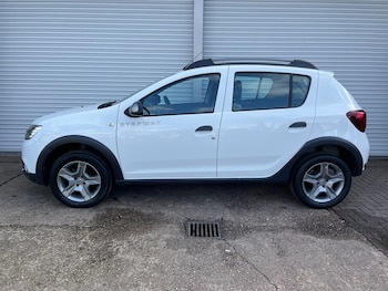 Used Dacia Sandero Stepway 2020 for sale - 78067262: Photo