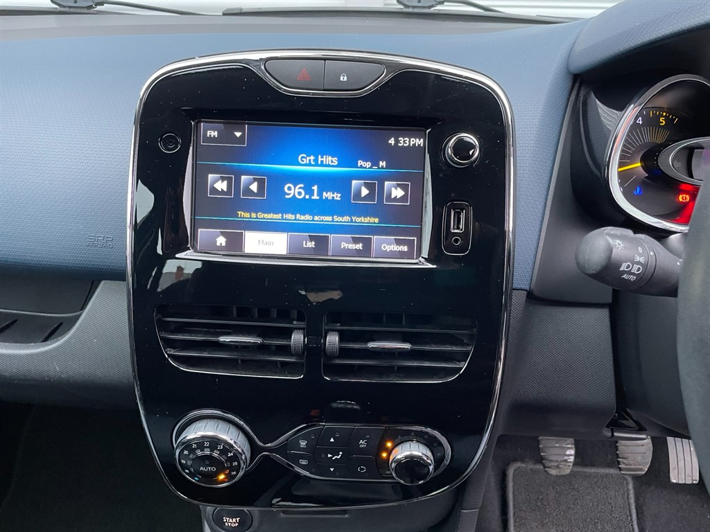 Used Renault Clio 2015 for sale - 77648457: Photo 13