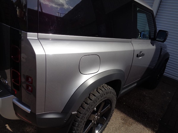 Used Land Rover Defender 2021 for sale - 75572369: Photo 7