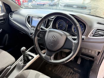 Used Suzuki Baleno 2017 for sale - 79820135: Photo