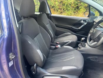 Used Peugeot 208 2012 for sale - 79821051: Photo