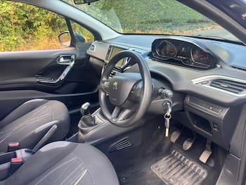 Used Peugeot 208 2012 for sale - 79821051: Photo